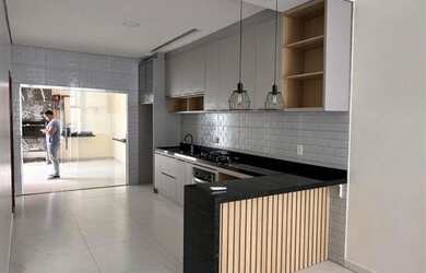 Imagem 4: Vendo Casa Nova em Rua Pública / Parque 10 , 3qtos sendo 1 suíte