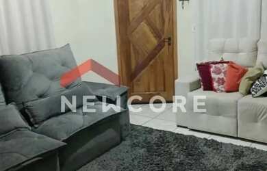 Imagem: A casa possui 4 Dormitórios, 4 Banheiros, 3 Vagas na garagem