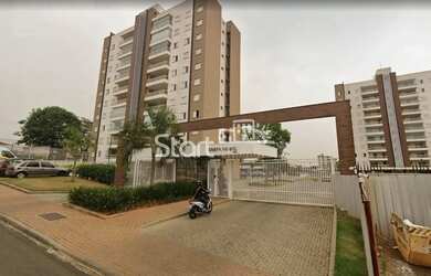 Imagem: O apartamento possui 3 Dormitórios, 2 Banheiros, 2 Vagas na