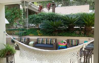 Imagem: A casa em condomínio possui 3 Dormitórios, 5 Banheiros, 2