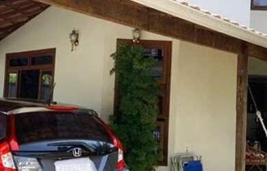 Imagem: A casa em condomínio possui 4 Dormitórios, 3 Banheiros, 1