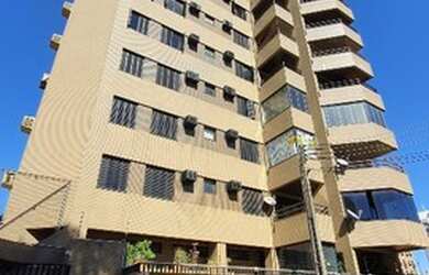 Imagem: O apartamento possui 4 Dormitórios, 3 Banheiros, 2 Vagas na