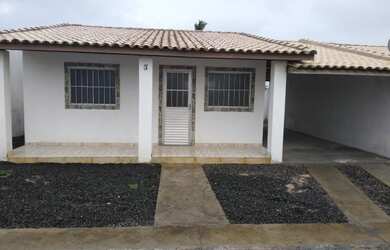 Imagem: A casa em condomínio possui 2 Dormitórios, 1 Banheiro, 3 Vagas