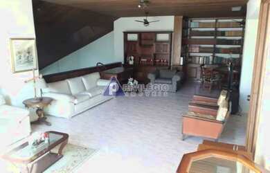 Imagem: O apartamento na cobertura possui 5 Dormitórios, 4 Banheiros