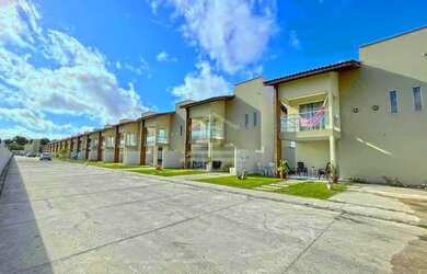 Imagem: A casa em condomínio possui 4 Dormitórios, 4 Banheiros, 3
