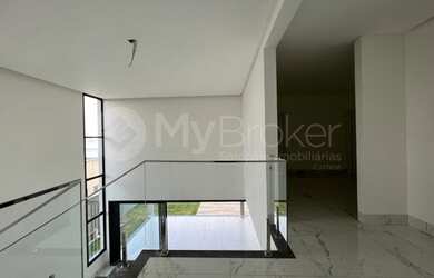 Imagem 14: Casa de condomínio sobrado para venda possui 382 metros quadrados com...