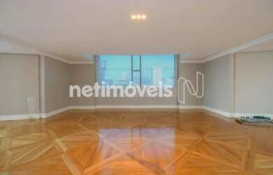 Imagem: O apartamento na cobertura possui 4 Dormitórios, 5 Banheiros