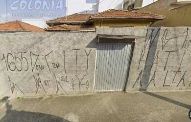 Imagem: O terreno possui 300m² de Área e está localizado em Vila