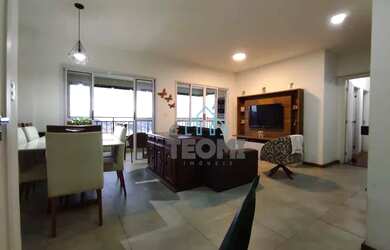 Imagem: O apartamento possui 3 Dormitórios, 2 Banheiros, 2 Vagas na