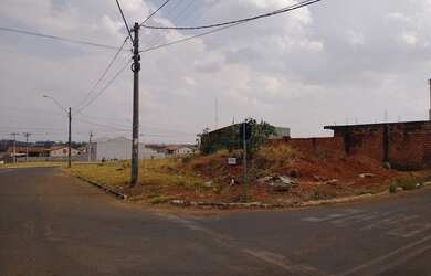 Imagem: O terreno possui 323m² de Área e está localizado em Goiânia