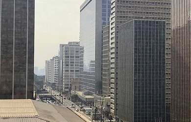 Imagem: O depósito possui 2 Vagas na garagem, 56m² de Área e está