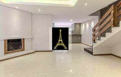 Imagem: A casa possui 3 Dormitórios, 2 Banheiros, 3 Vagas na garagem