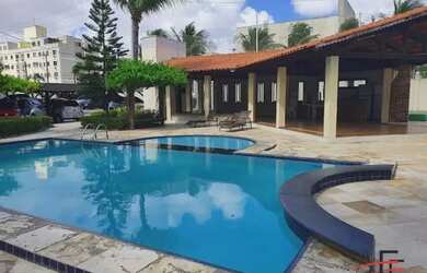 Imagem: A casa possui 3 Dormitórios, 3 Banheiros, 2 Vagas na garagem