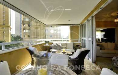 Imagem: O apartamento possui 3 Dormitórios, 4 Banheiros, 4 Vagas na