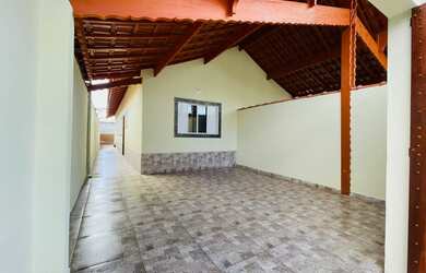 Imagem 4: Linda casa com piscina pé na areia novinha próximo à plataforma de...