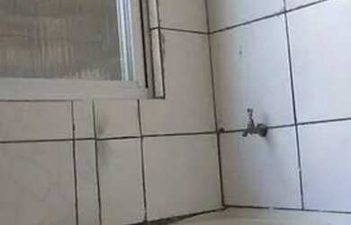 Imagem: A casa possui 2 Dormitórios, 2 Banheiros e está localizado