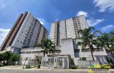 Imagem: O apartamento possui 3 Dormitórios, 1 Banheiro, 1 Vaga na garagem