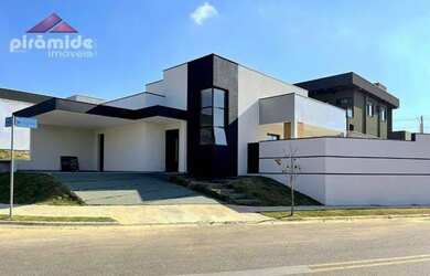 Imagem: A casa em condomínio possui 3 Dormitórios, 4 Banheiros, 4