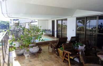 Imagem: O apartamento possui 4 Dormitórios, 5 Banheiros, 5 Vagas na