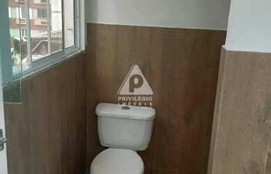 Imagem 7: Cobertura Luxuosa à Venda em Copacabana 4 Suítes, Terraço e Churrasqueira