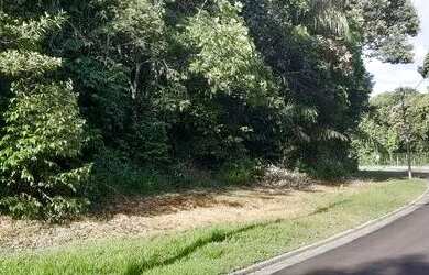 Imagem: O terreno possui 510m² de Área e está localizado em Ponta