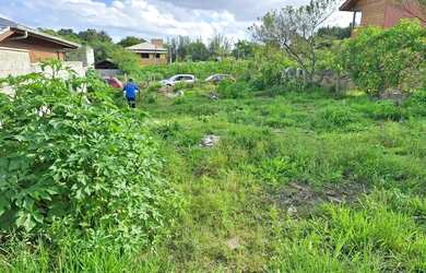 Imagem: O terreno possui 300m² de Área e está localizado em São