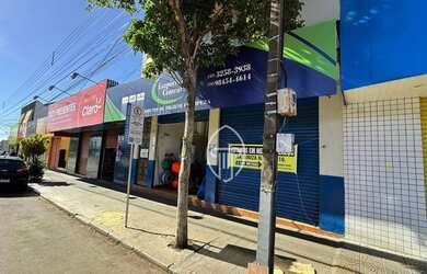 Imagem: O depósito possui 179m² de Área e está localizado em Ibiporã