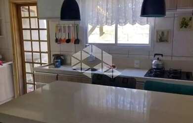 Imagem: O apartamento possui 2 Dormitórios, 2 Banheiros, 2 Vagas na