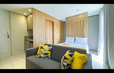 Imagem: O apartamento possui 1 Dormitório, 1 Banheiro, 1 Vaga na garagem