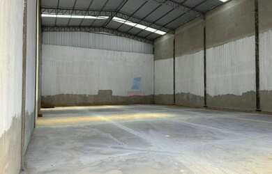 Imagem: O depósito possui 470m² de Área e está localizado em Bom