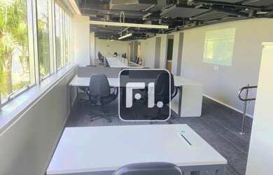 Imagem: O depósito possui 1 Vaga na garagem, 391m² de Área e Imóvel