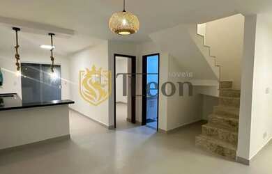 Imagem: A casa em condomínio possui 4 Dormitórios, 2 Banheiros, 2