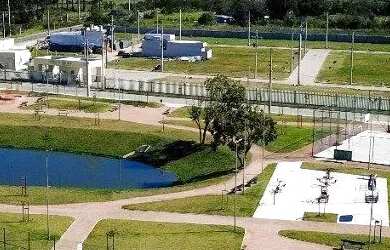 Imagem 7: Casa em Hípica. Piscina, Churrasqueira, Imóvel novoeGuarda roupa