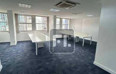 Imagem: O depósito possui 260m² de Área e está localizado em Centro