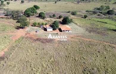 Imagem: A fazenda possui 176m² de Área e está localizado em Varzelândia