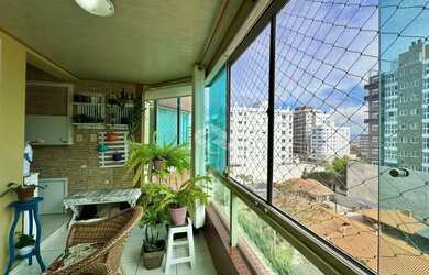 Imagem 5: Apartamento 1 dormitório, sacada, de frente, churrasqueira, box, no Bairro...