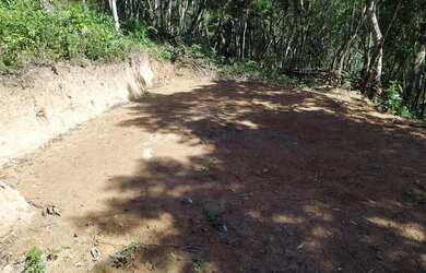 Imagem: O terreno possui 3000m² de Área e está localizado em Juquitiba