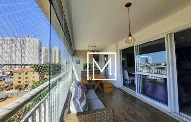 Imagem: O apartamento possui 3 Dormitórios, 4 Banheiros, 2 Vagas na