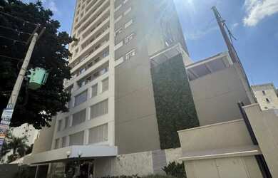 Imagem: O apartamento possui 1 Dormitório, 2 Banheiros, 1 Vaga na garagem