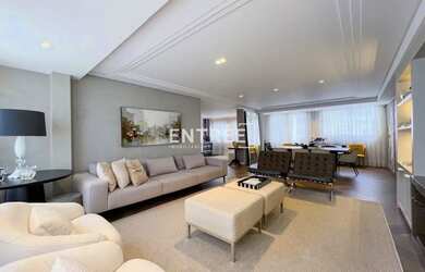 Imagem: O apartamento possui 3 Dormitórios, 5 Banheiros, 2 Vagas na