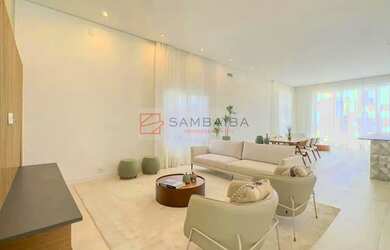 Imagem: A casa em condomínio à venda possui 4 Dormitórios, 5 Banheiros