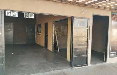 Imagem: O depósito possui 74m² de Área e está localizado em Parque