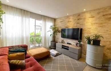 Imagem: A casa possui 3 Dormitórios, 4 Banheiros, 3 Vagas na garagem