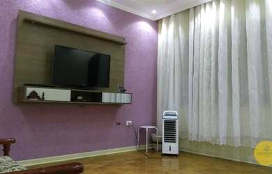 Imagem: A casa possui 3 Dormitórios, 3 Banheiros, 1 Vaga na garagem