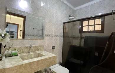 Imagem 7: Casa a venda. Piscina, Churrasqueira, 120m² de Áreae5 Vagas na garagem