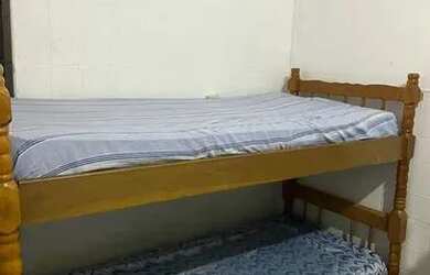 Imagem: O quarto está localizado em Vila Mathias, Santos para alugar