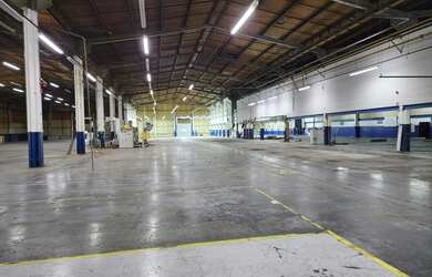 Imagem 2: Galpão/Depósito/Armazém para aluguel tem 7450 metros quadrados