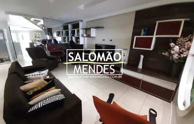 Imagem: A casa possui 3 Dormitórios, 5 Banheiros, 5 Vagas na garagem