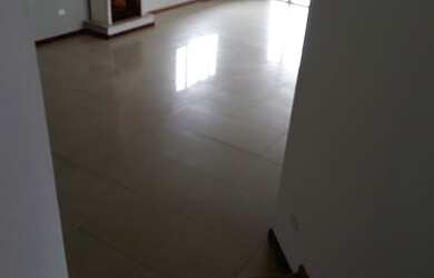 Imagem 8: Casa a venda na Granja Viana cond Golf Village