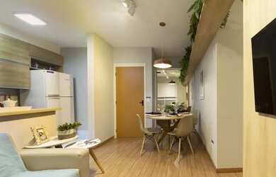 Imagem: O apartamento possui 2 Dormitórios, 1 Banheiro, 1 Vaga na garagem